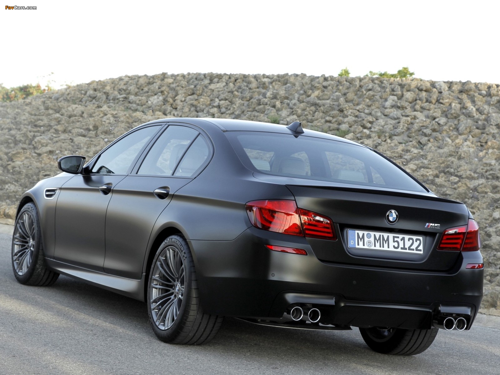 BMW M5 Individual (F10) 2011 photos (1600 x 1200)