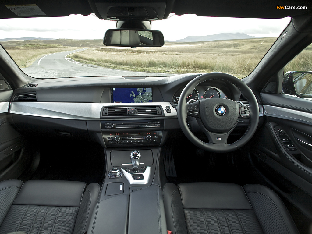 BMW M5 UK-spec (F10) 2011 pictures (1024 x 768)