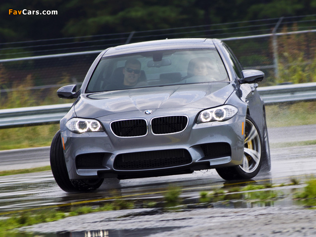 BMW M5 US-spec (F10) 2011 pictures (640 x 480)