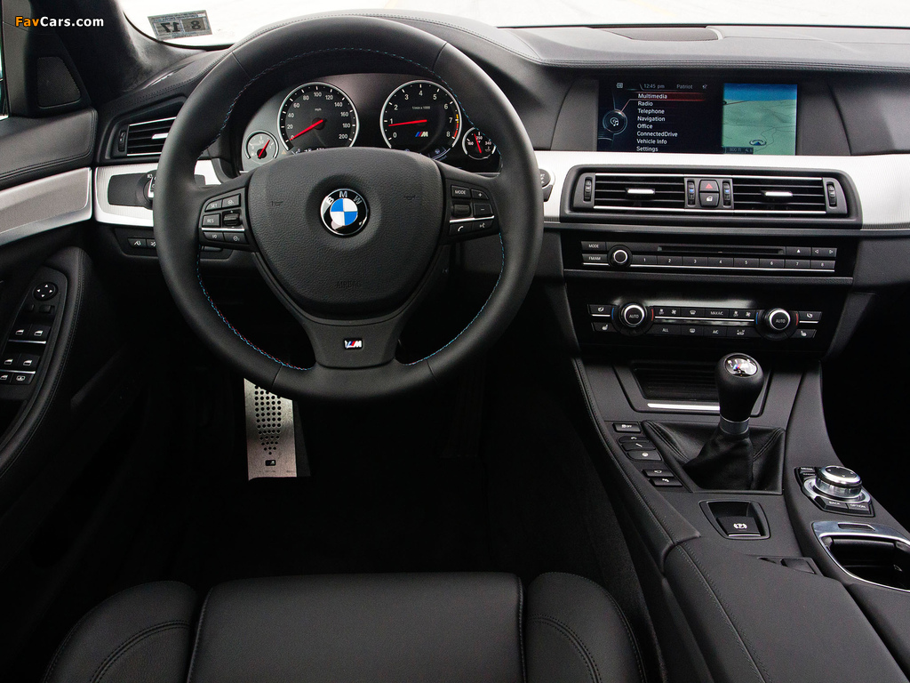 BMW M5 US-spec (F10) 2011 pictures (1024 x 768)