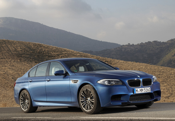 BMW M5 (F10) 2011 pictures