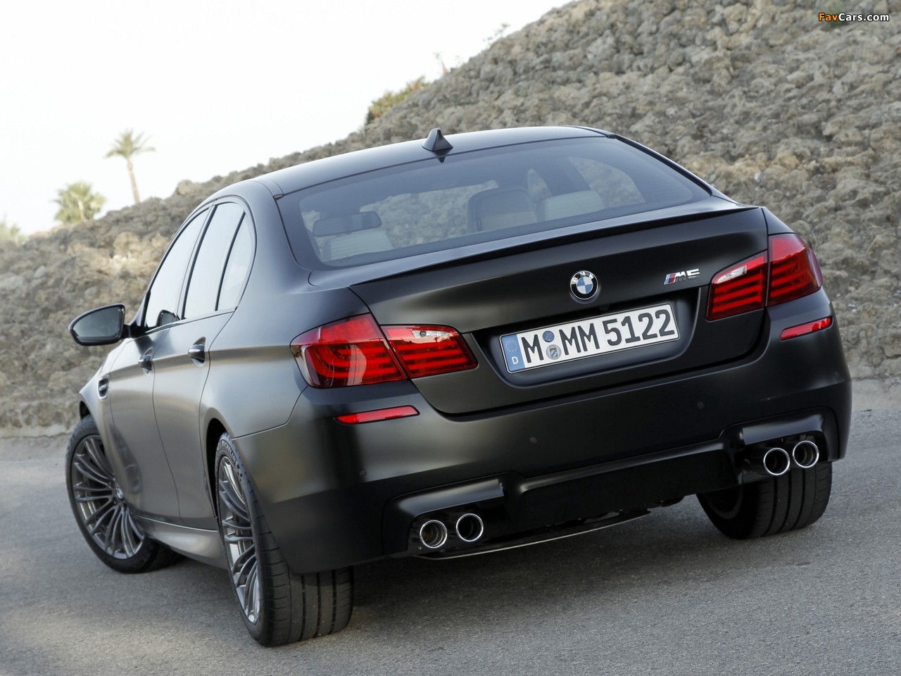 BMW M5 Individual (F10) 2011 wallpapers (1280 x 960)
