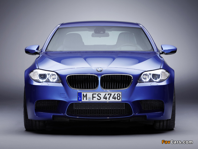 BMW M5 (F10) 2011 wallpapers (640 x 480)