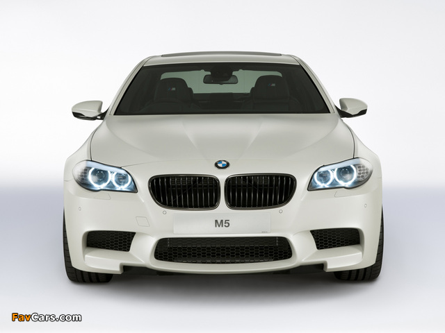BMW M5 Performance Edition (F10) 2012 pictures (640 x 480)