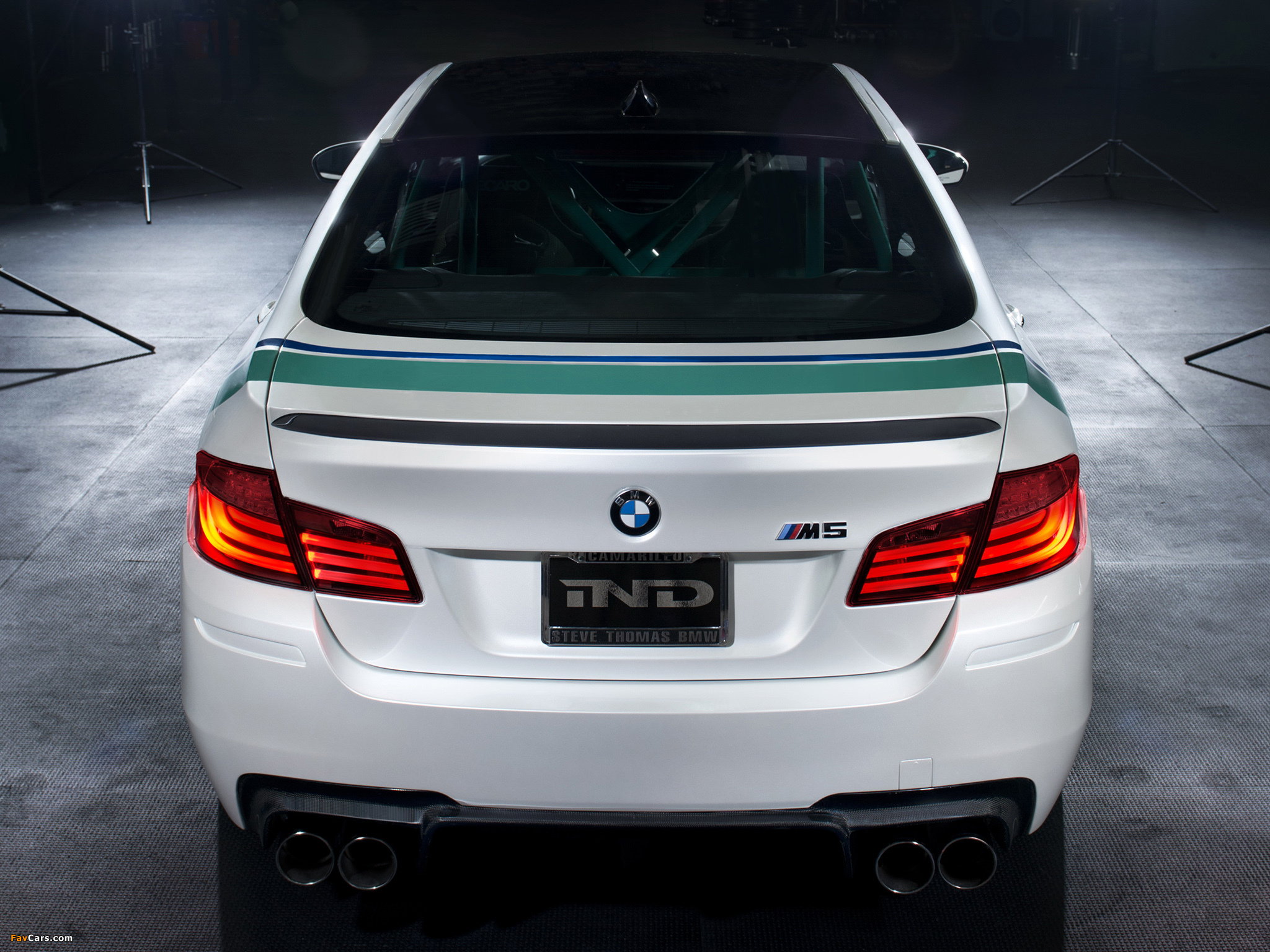 IND BMW M5 (F10) 2012 wallpapers (2048 x 1536)
