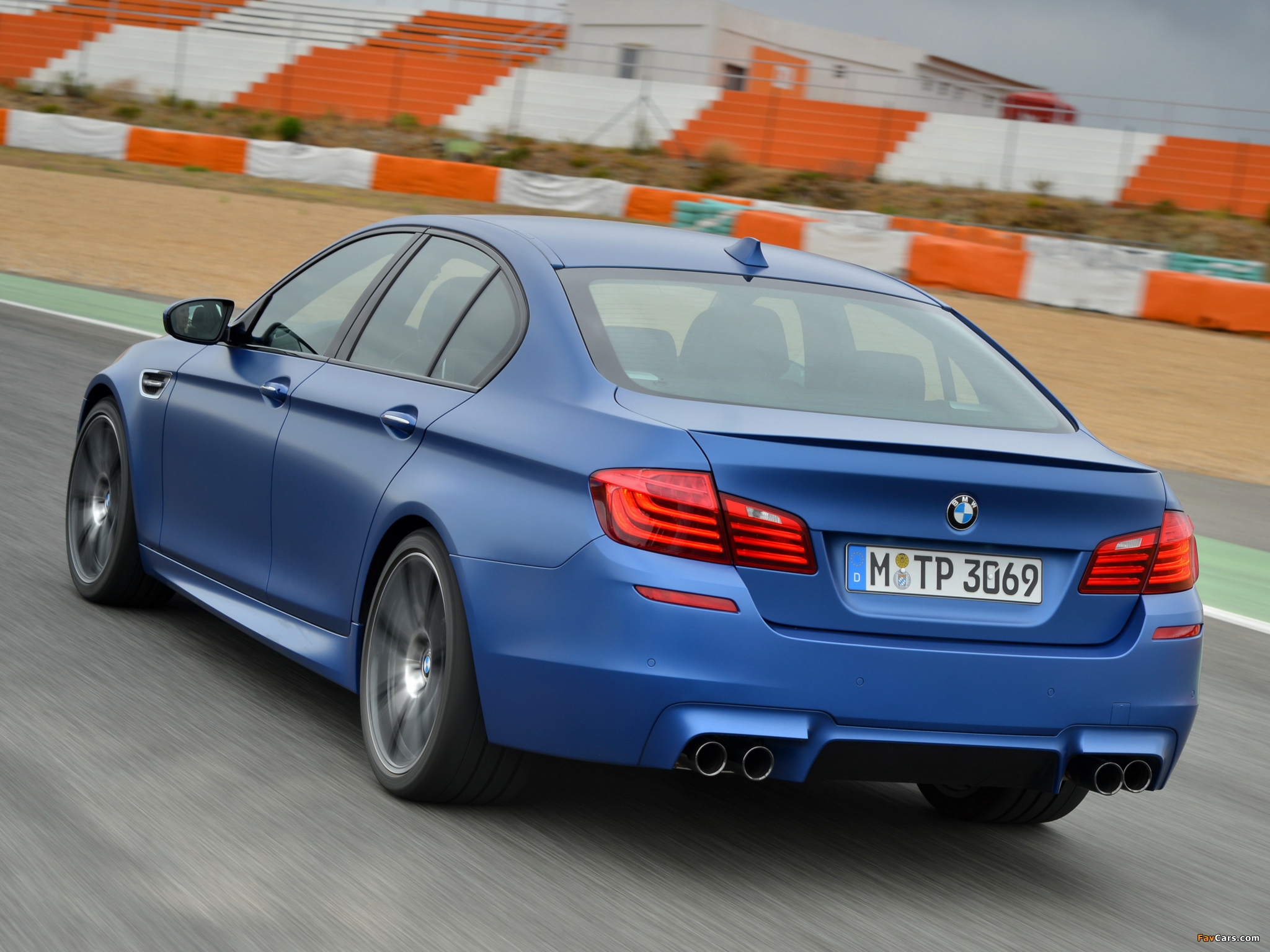 BMW M5 Competition Package (F10) 2013 pictures (2048 x 1536)