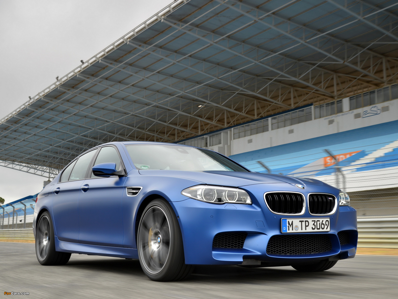 BMW M5 Competition Package (F10) 2013 pictures (1600 x 1200)