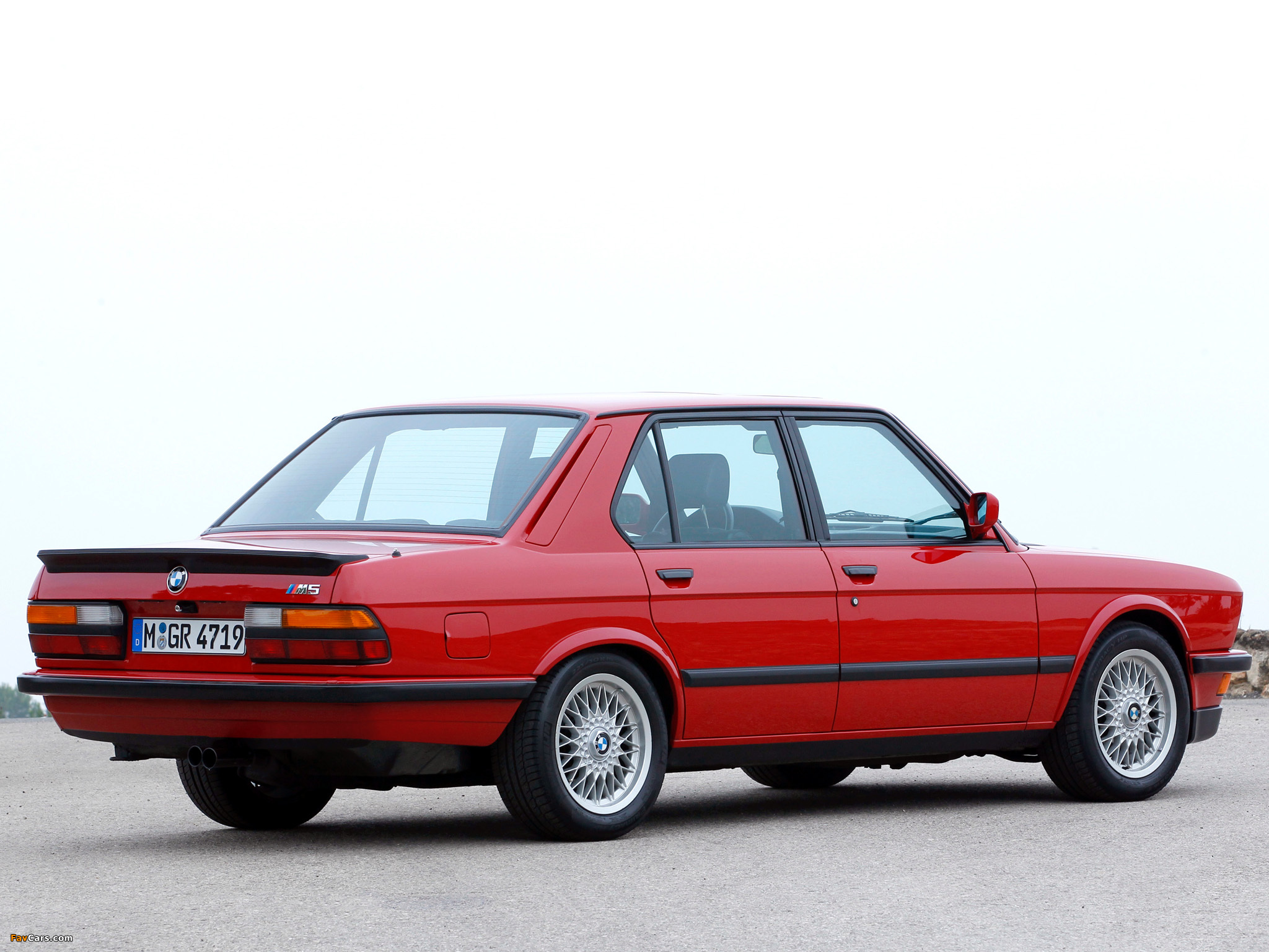 Images of BMW M5 (E28) 1985–87 (2048 x 1536)