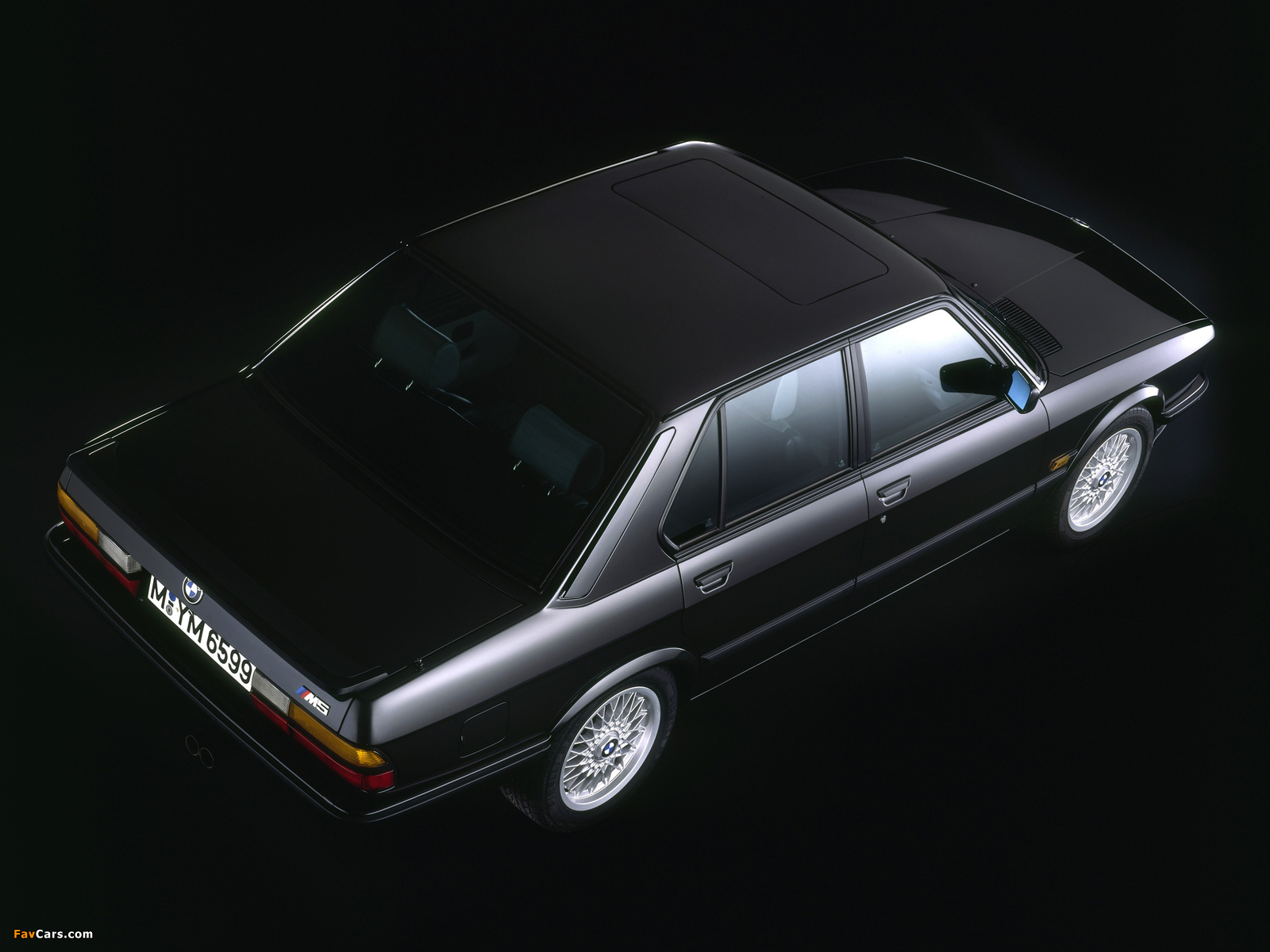 Images of BMW M5 (E28) 1985–87 (1600 x 1200)