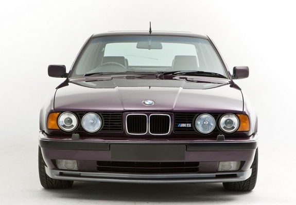 Images of BMW M5 UK-spec (E34) 1991–94