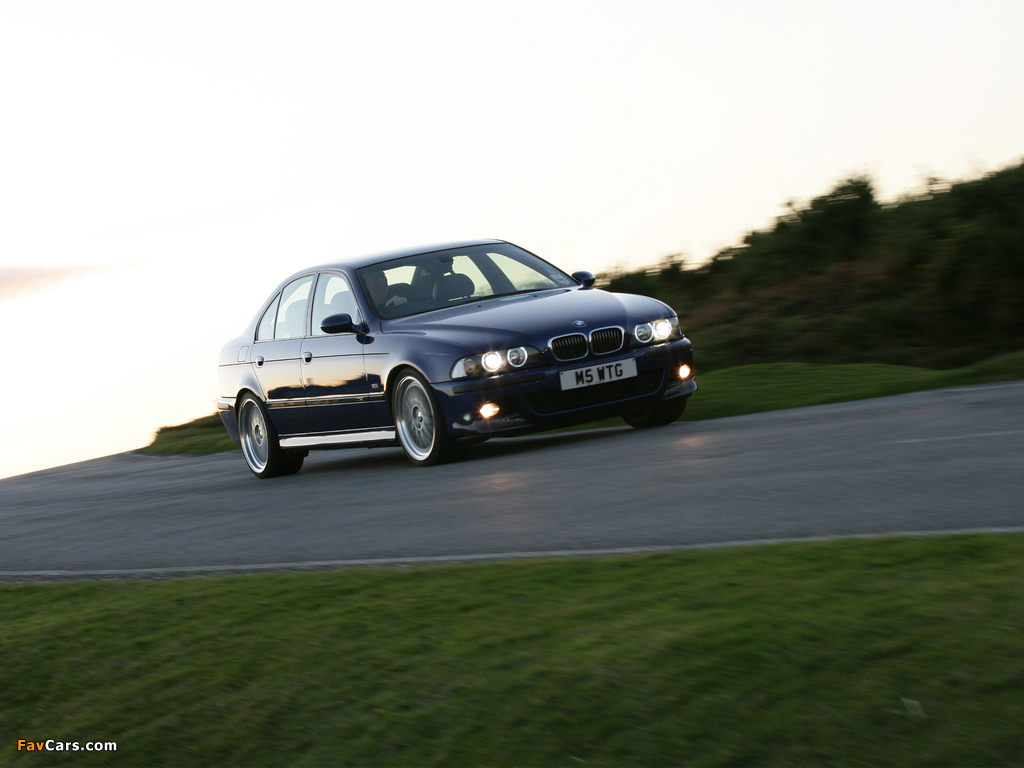 Images of BMW M5 UK-spec (E39) 1998–2003 (1024 x 768)