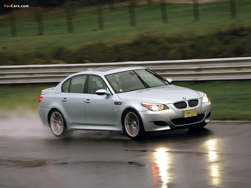 Images of BMW M5 US-spec (E60) 2005–09 (1024 x 768)