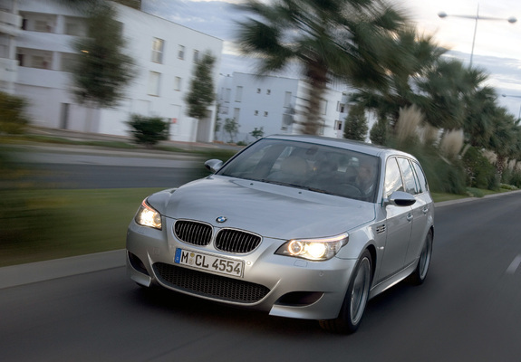 Images of BMW M5 Touring (E61) 2007–10