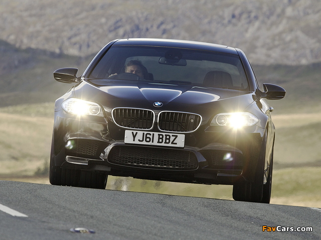 Images of BMW M5 UK-spec (F10) 2011 (640 x 480)