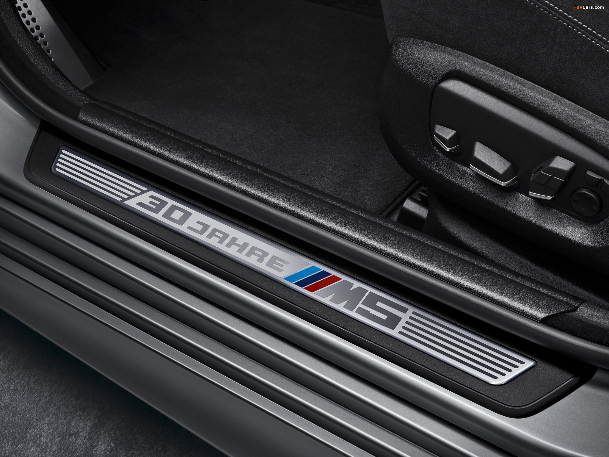 Images of BMW M5 30 Jahre (F10) 2014 (2048 x 1536)