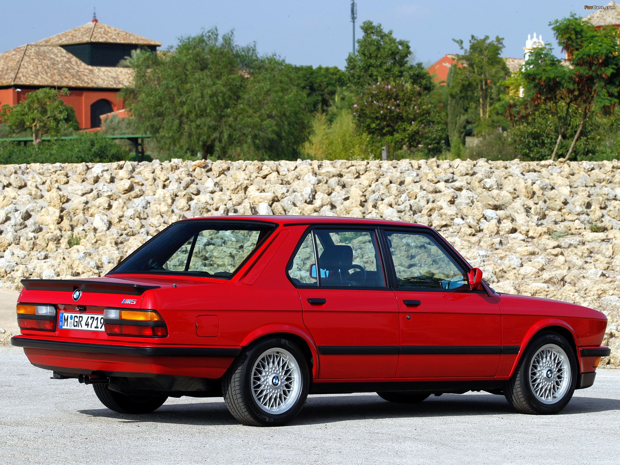 Photos of BMW M5 (E28) 1985–87 (2048 x 1536)