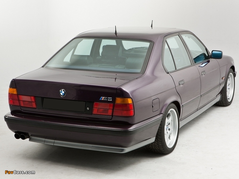 Photos of BMW M5 UK-spec (E34) 1991–94 (800 x 600)