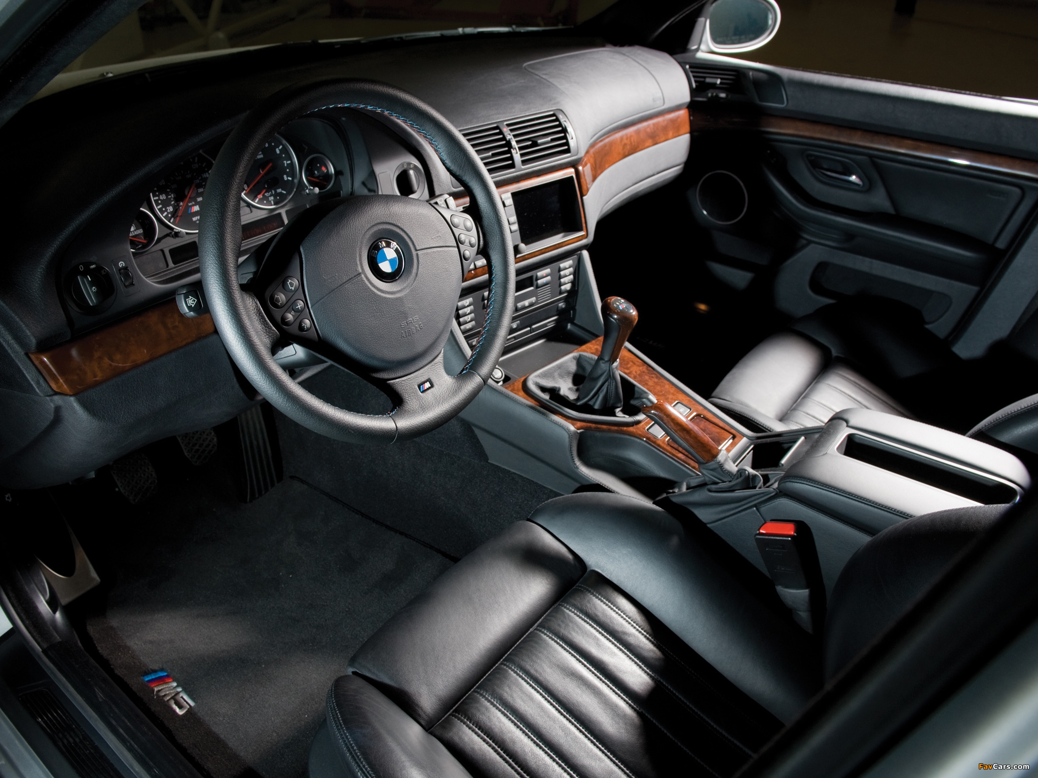 Photos of BMW M5 US-spec (E39) 1999–2004 (2048 x 1536)