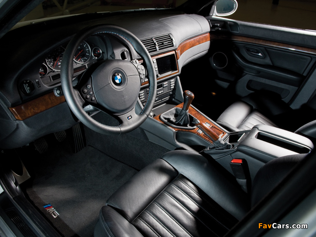 Photos of BMW M5 US-spec (E39) 1999–2004 (640 x 480)