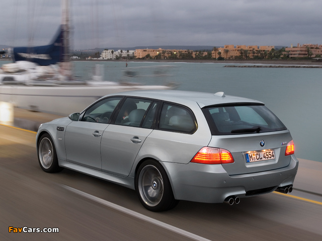 Photos of BMW M5 Touring (E61) 2007–10 (640 x 480)