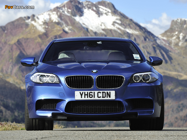 Photos of BMW M5 UK-spec (F10) 2011 (640 x 480)