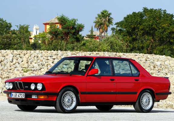 Pictures of BMW M5 (E28) 1985–87