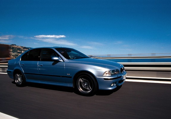 Pictures of BMW M5 (E39) 1998–2003