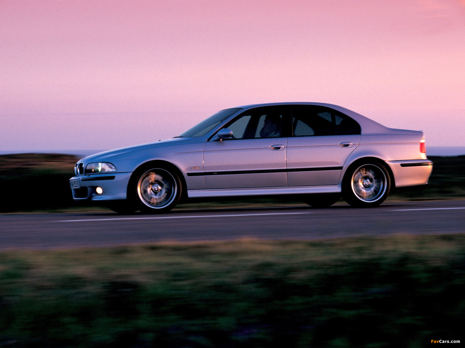 Pictures of BMW M5 (E39) 1998–2003 (1600 x 1200)
