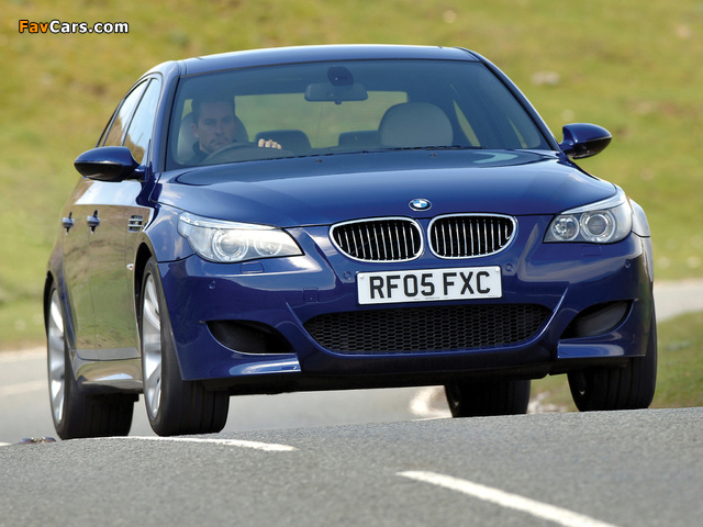 Pictures of BMW M5 UK-spec (E60) 2005–09 (640 x 480)