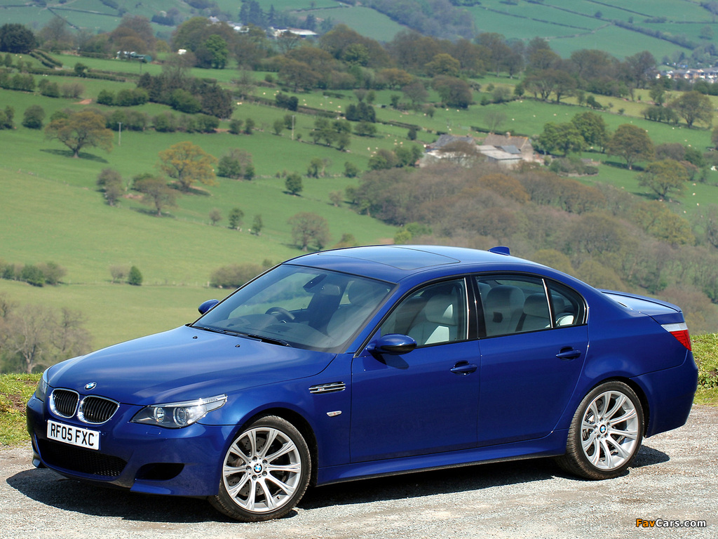 Pictures of BMW M5 UK-spec (E60) 2005–09 (1024 x 768)