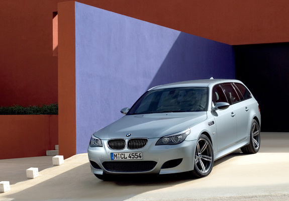 Pictures of BMW M5 Touring (E61) 2007–10