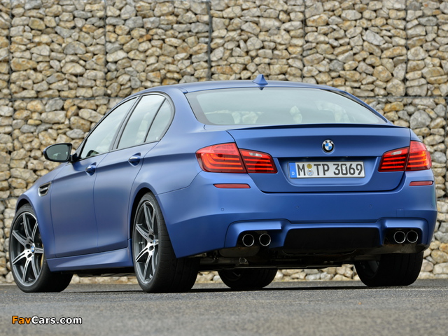 Pictures of BMW M5 Competition Package (F10) 2013 (640 x 480)