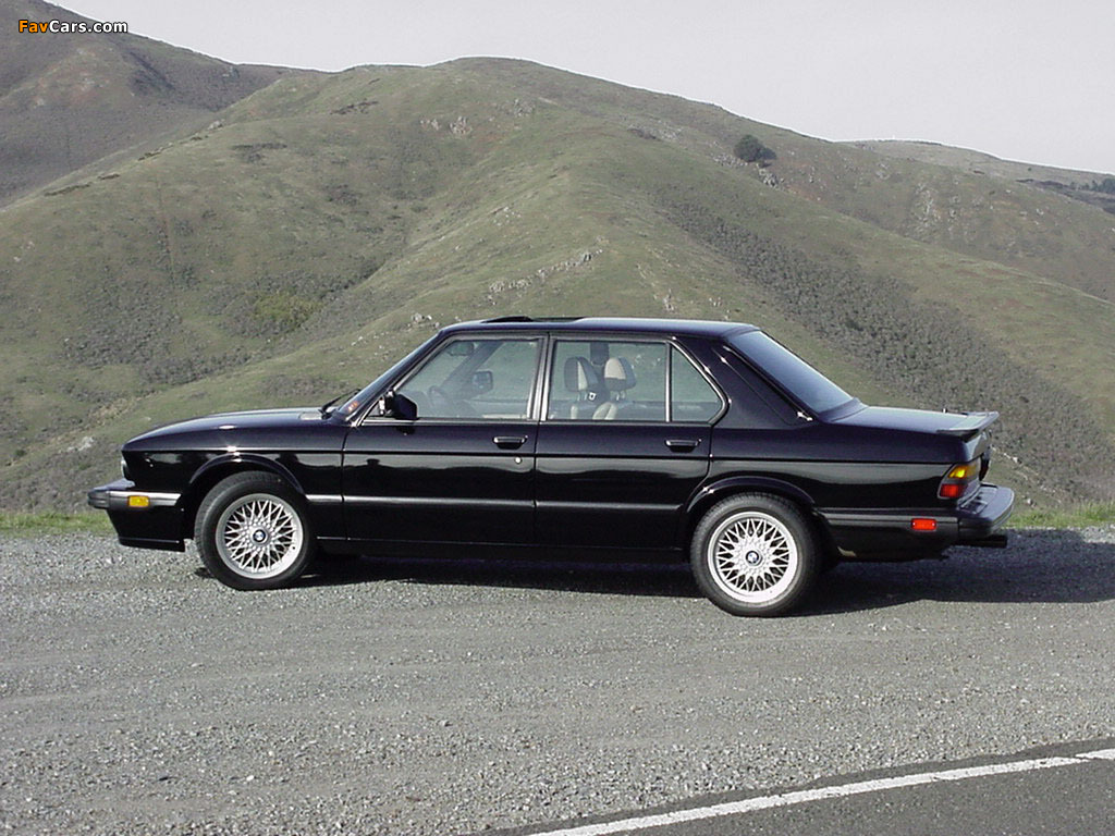 BMW M5 US-spec (E28) 1986–87 wallpapers (1024 x 768)