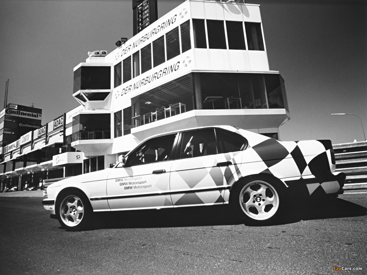 BMW M5 (E34) 1991–94 wallpapers (1280 x 960)