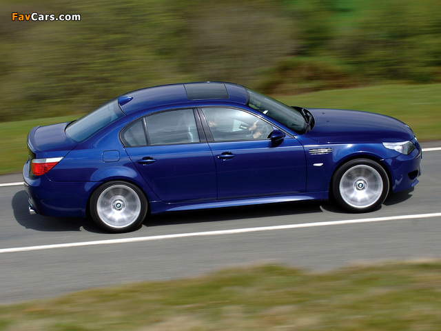 BMW M5 UK-spec (E60) 2005–09 wallpapers (640 x 480)