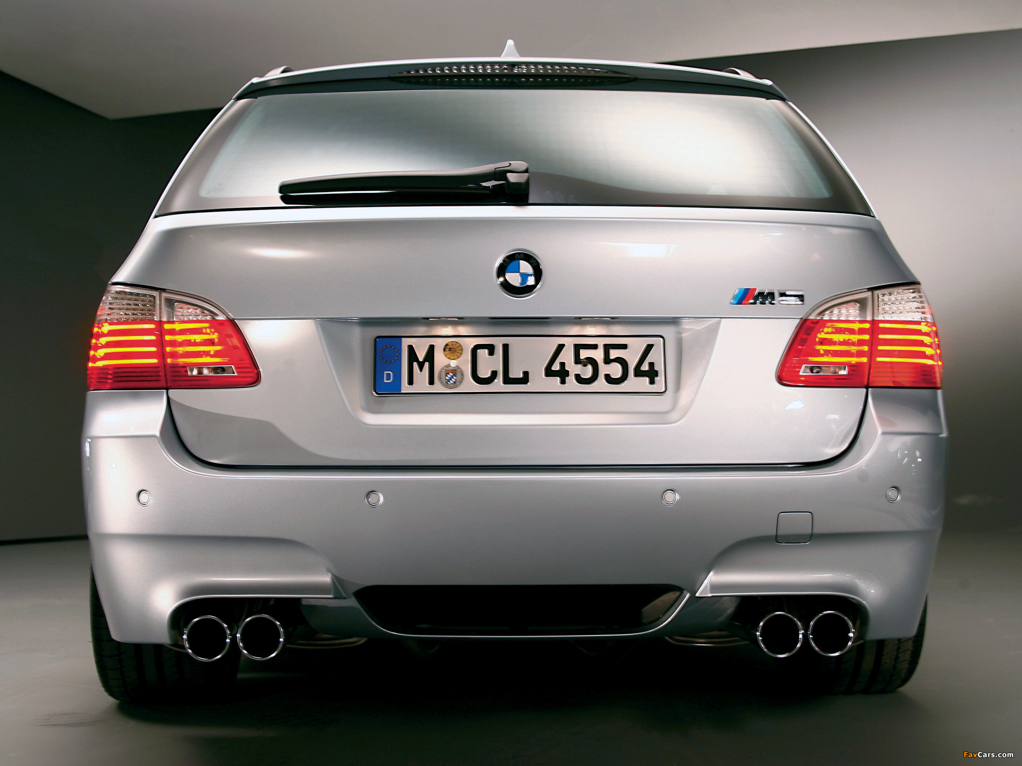 BMW M5 Touring (E61) 2007–10 wallpapers (2048 x 1536)