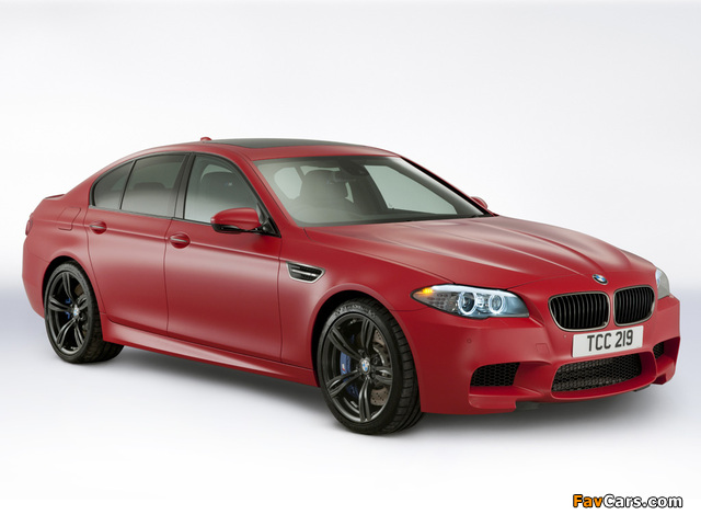 BMW M5 Performance Edition (F10) 2012 wallpapers (640 x 480)