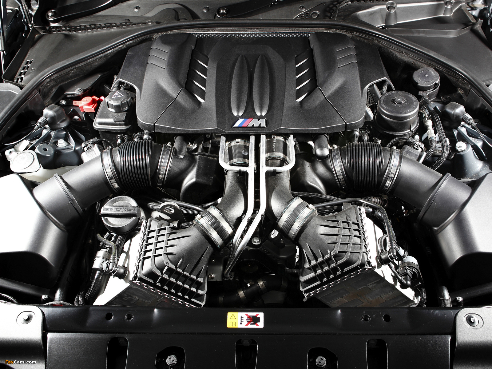 Photos of BMW M6 Cabrio AU-spec (F12) 2012 (1600 x 1200)