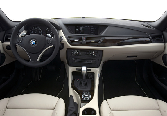 BMW X1 xDrive28i (E84) 2009–11 images