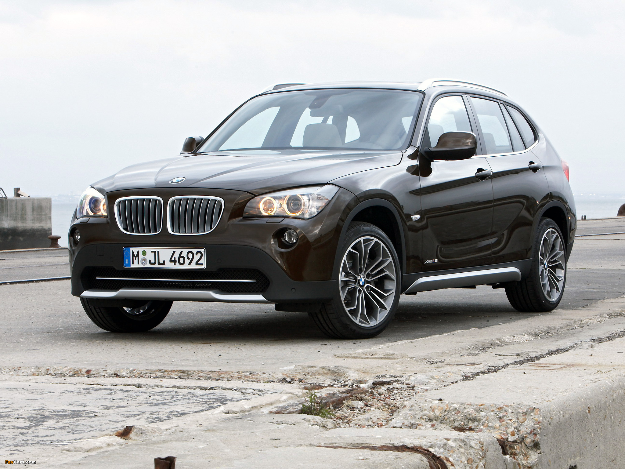 BMW X1 xDrive28i (E84) 2009–11 photos (2048 x 1536)