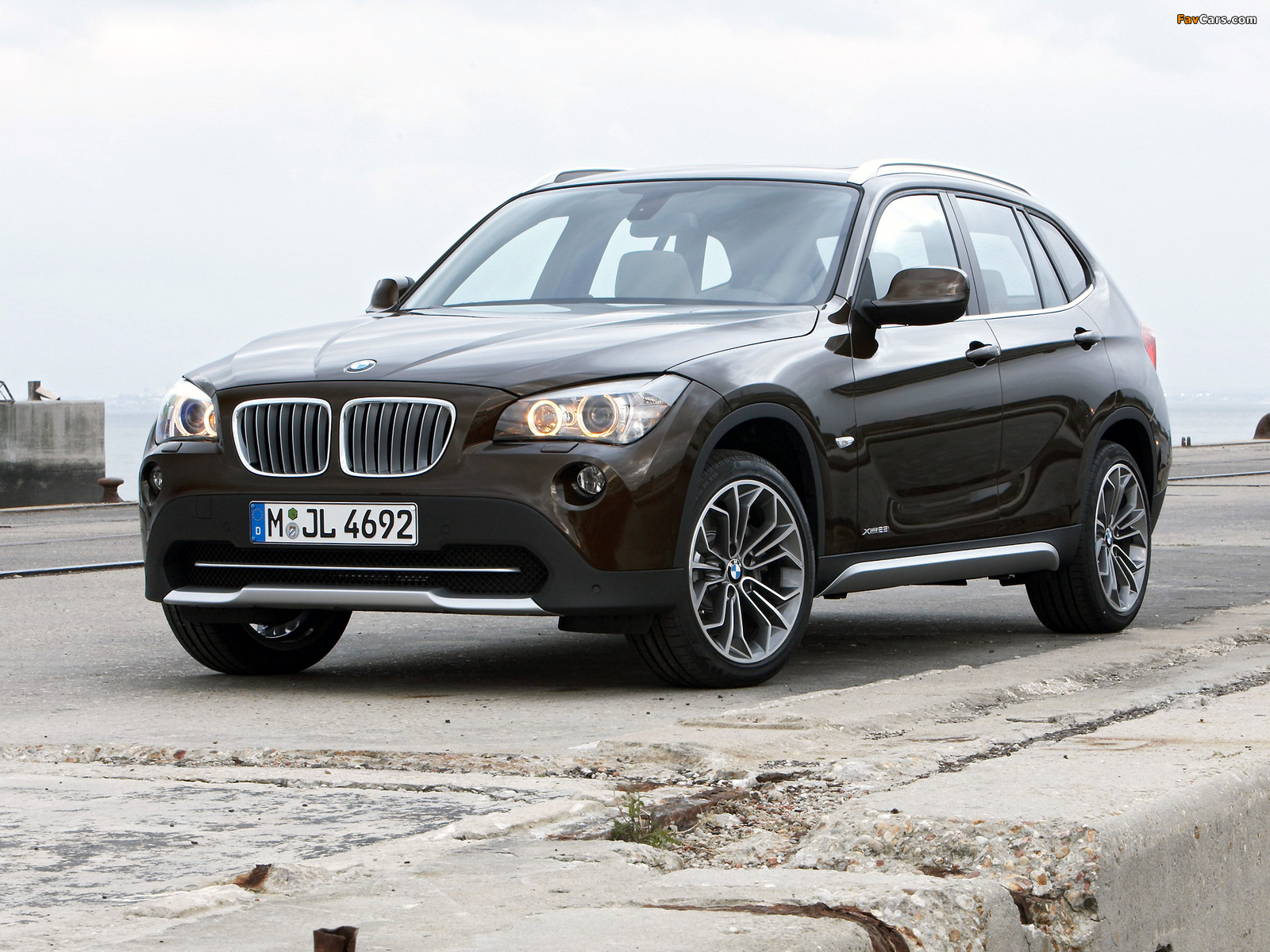 BMW X1 xDrive28i (E84) 2009–11 photos (1600 x 1200)