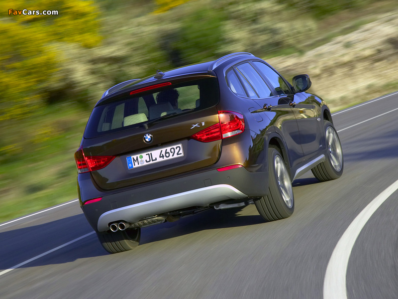 BMW X1 xDrive28i (E84) 2009–11 pictures (800 x 600)