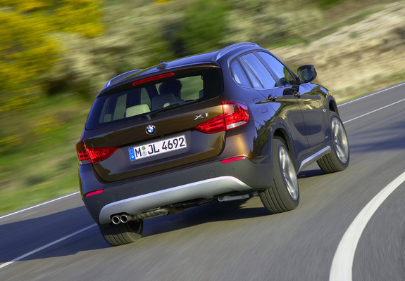 BMW X1 xDrive28i (E84) 2009–11 pictures