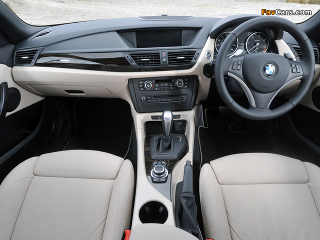 BMW X1 xDrive20d UK-spec (E84) 2009–12 wallpapers (640 x 480)