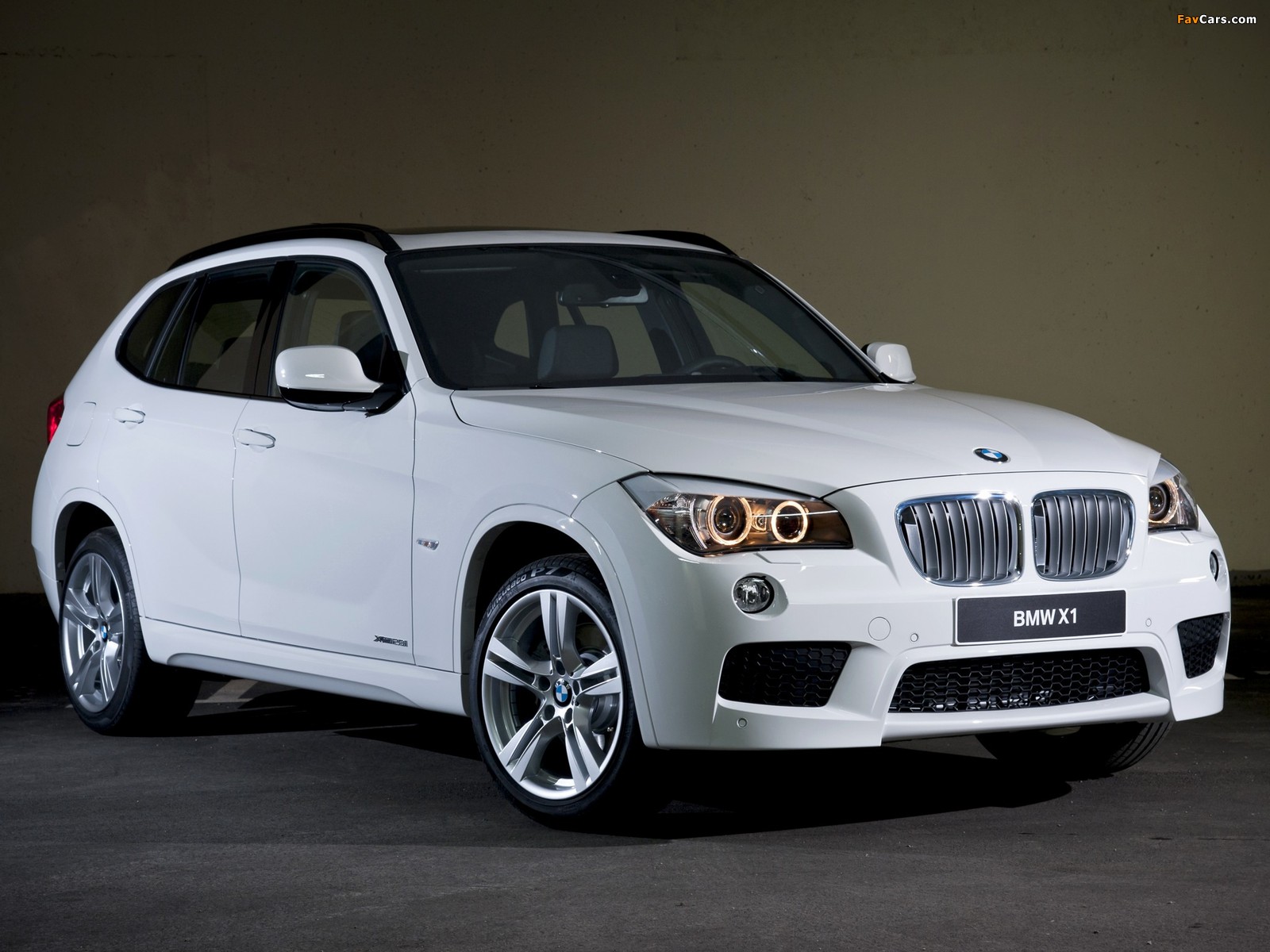 BMW X1 xDrive28i M Sports Package (E84) 2011–12 images (1600 x 1200)