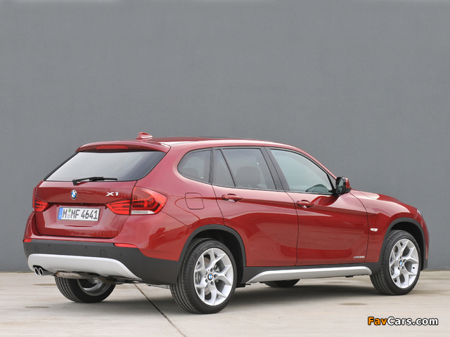 Images of BMW X1 xDrive28i (E84) 2009–11 (640 x 480)