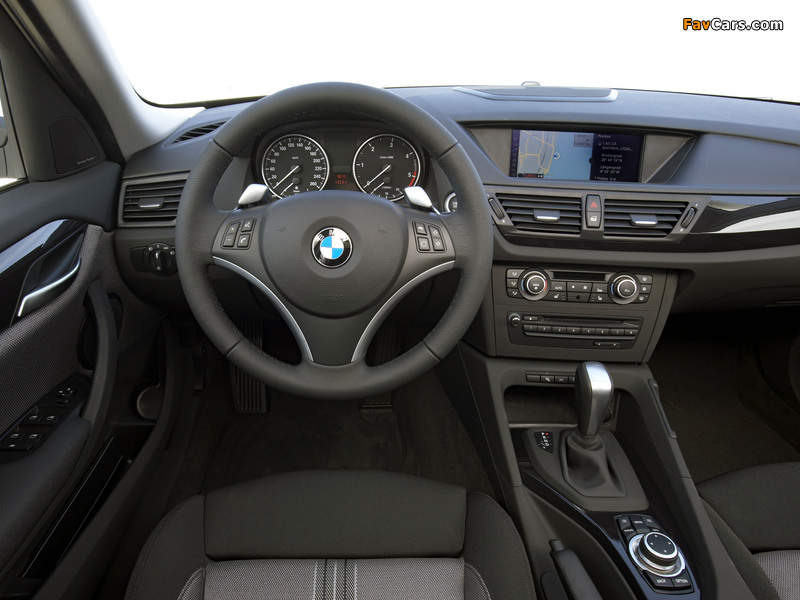 Images of BMW X1 xDrive23d (E84) 2009 (800 x 600)