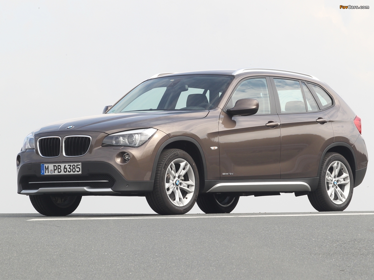 Images of BMW X1 sDrive18d (E84) 2009–12 (1280 x 960)