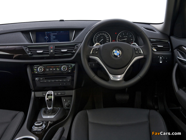 Images of BMW X1 xDrive20i ZA-spec (E84) 2012 (640 x 480)