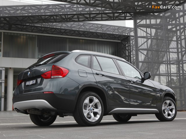 Photos of BMW X1 sDrive20d AU-spec (E84) 2010–12 (640 x 480)